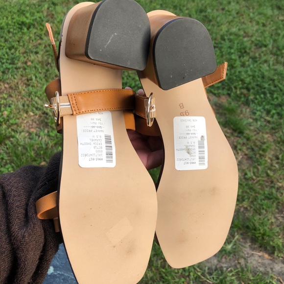 BCBGeneration Strap Sandals Sz. 9.5 NWOT - Picture 6 of 13